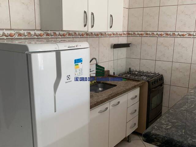 Kitnet para Locação em Praia Grande - 3