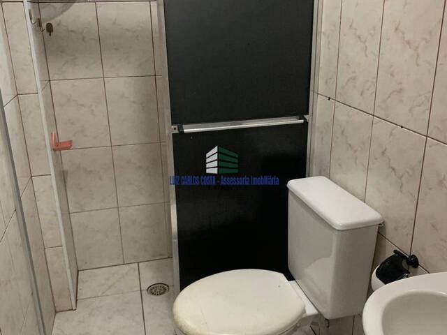 Kitnet para Locação em Praia Grande - 4